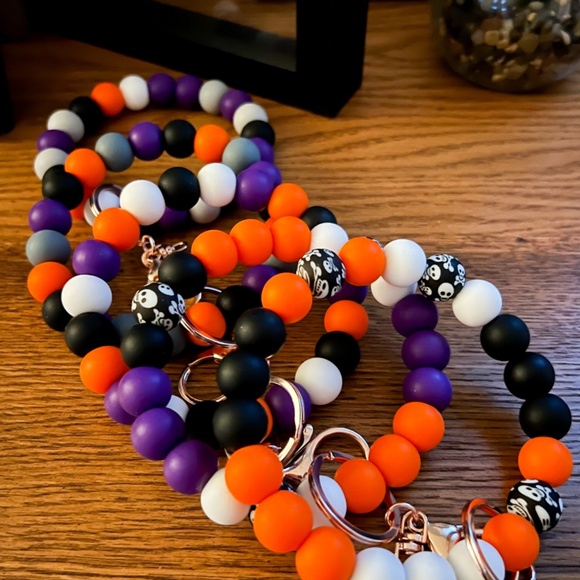 Halloween Wristlet - Picture 3 of 6